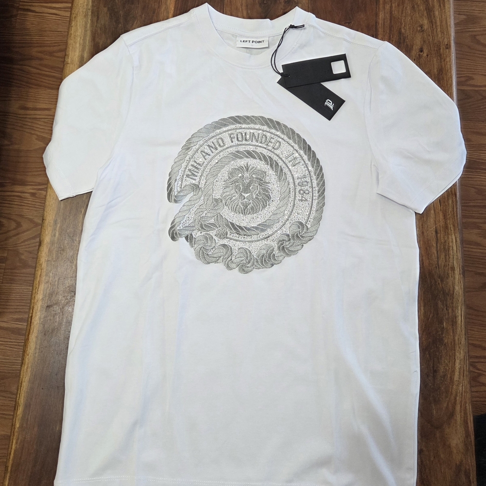 Left Points White Embroidered Men's Shirt